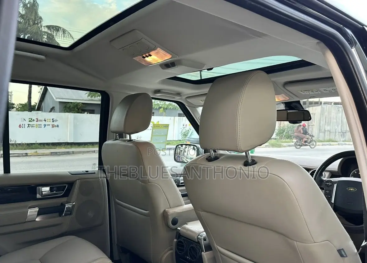 Land Rover Discovery 2013 Black