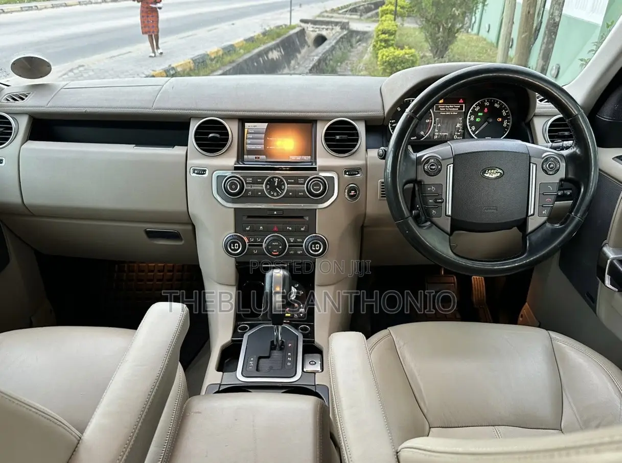Land Rover Discovery 2013 Black
