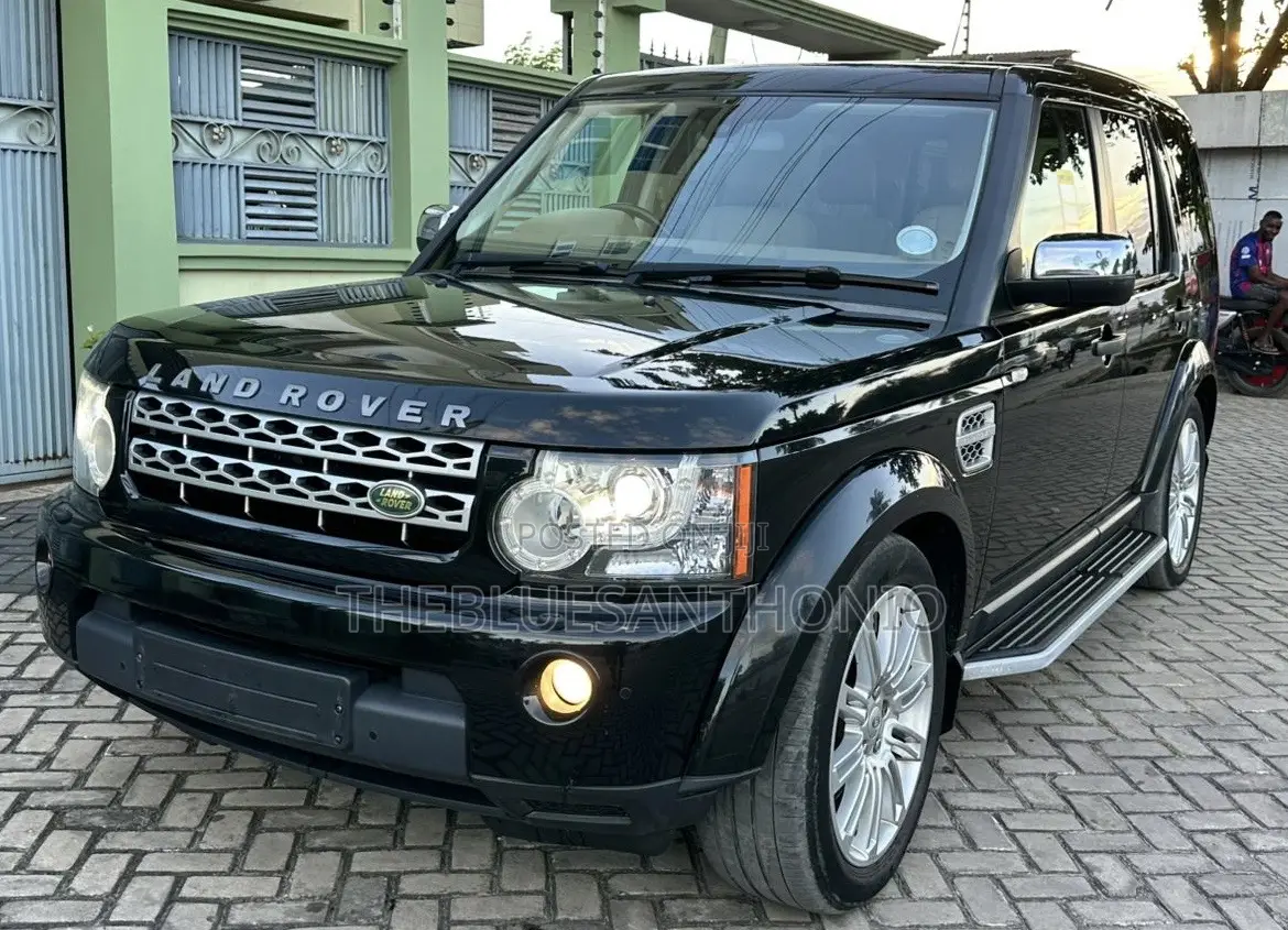 Land Rover Discovery 2013 Black