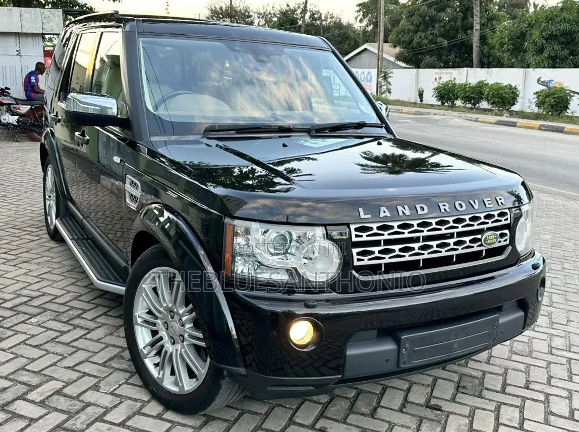 Land Rover Discovery 2013 Black