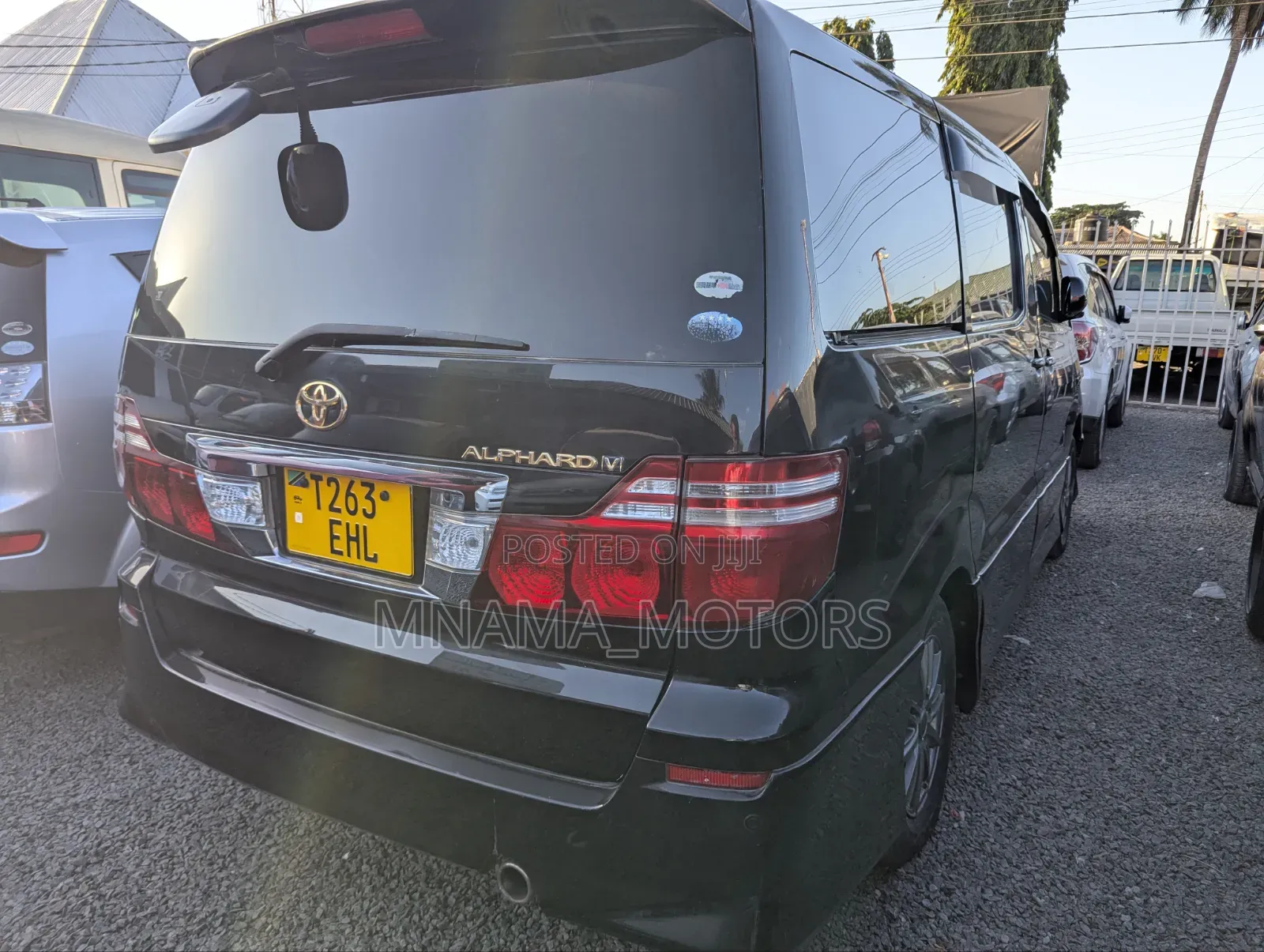 Toyota Alphard 2.4 Petrol FWD 2007 Black