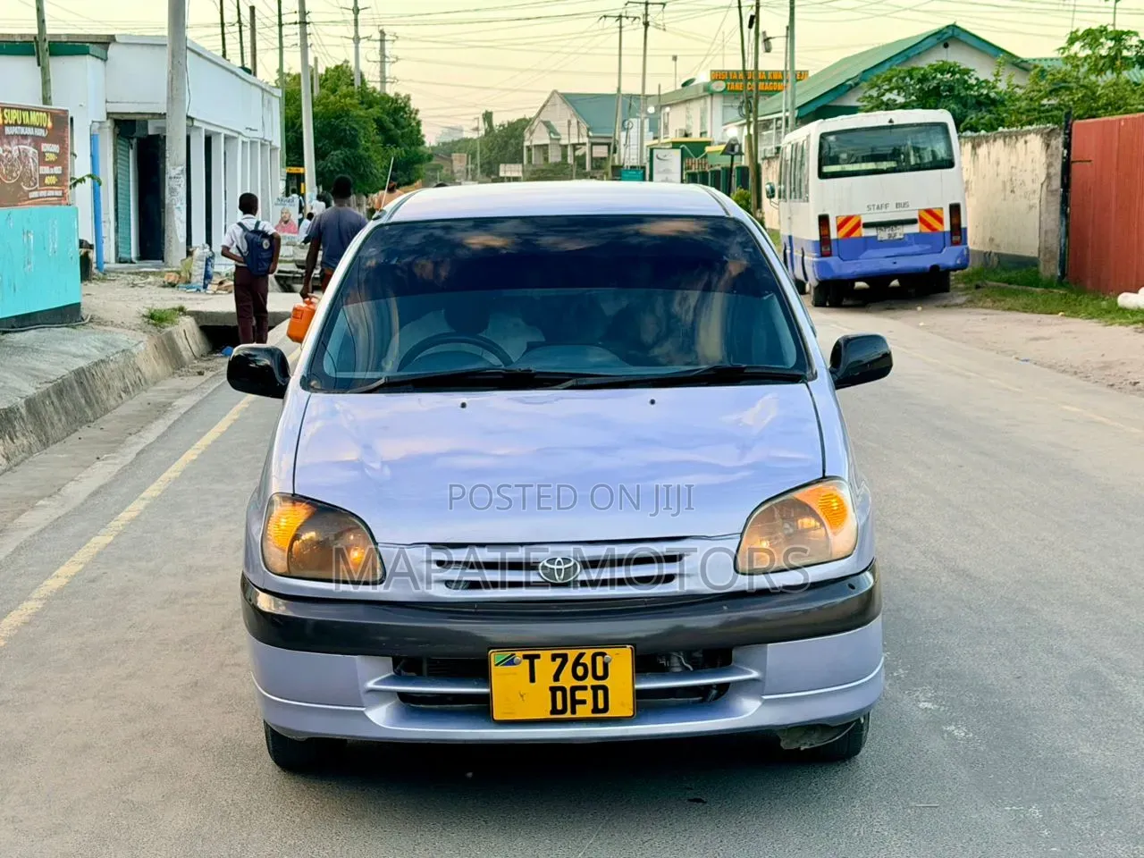 Toyota Raum 1.5 AWD 2003 Blue