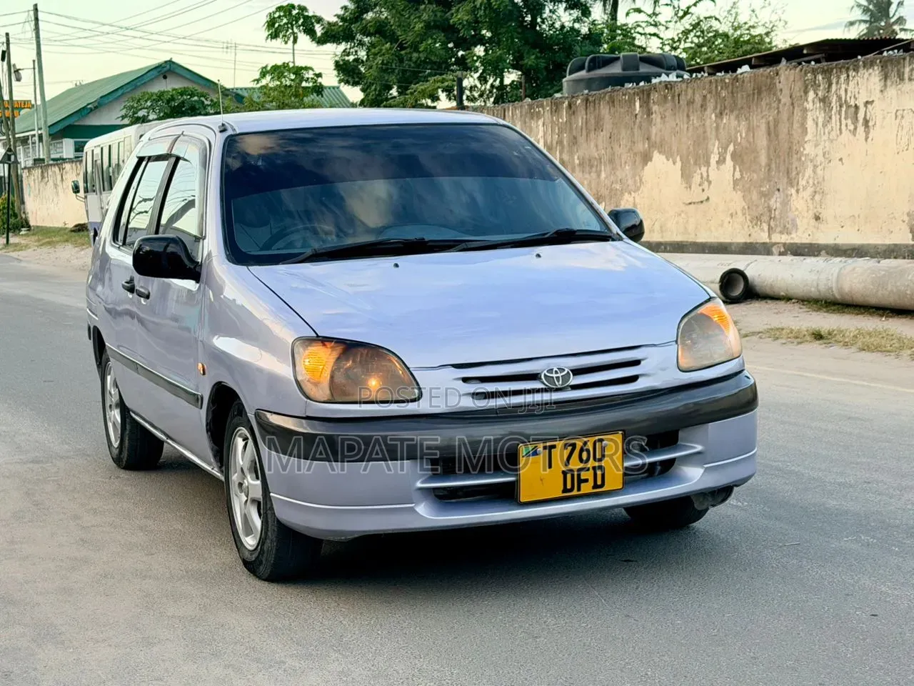Toyota Raum 1.5 AWD 2003 Blue