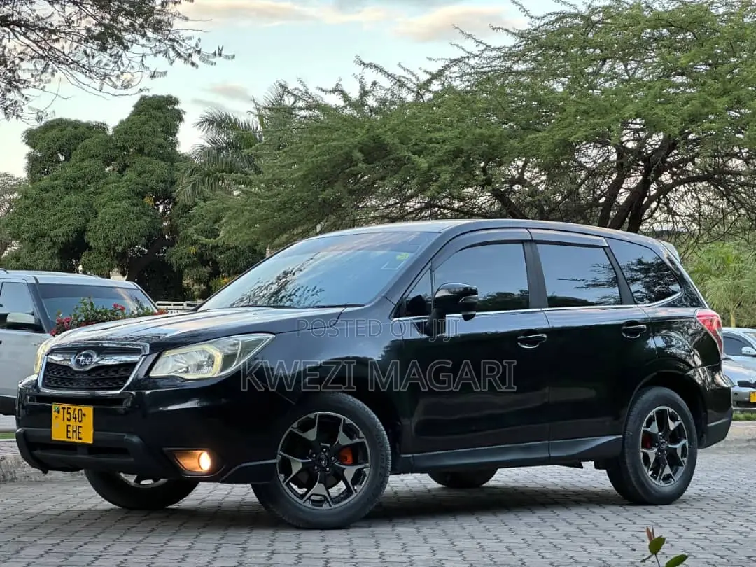 Subaru Forester 2014 Black