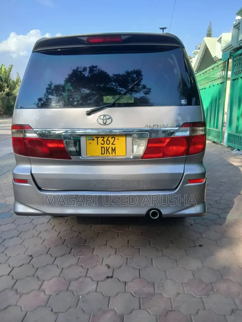 Toyota Alphard 2006 Gray