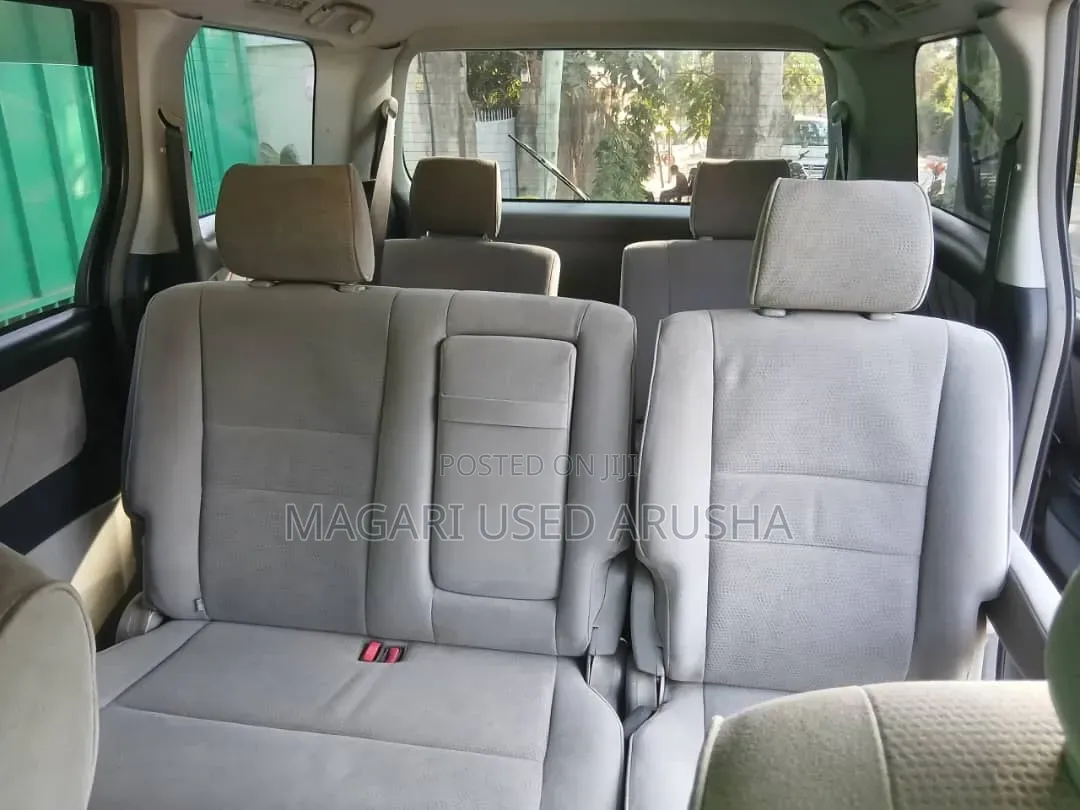 Toyota Alphard 2006 Gray