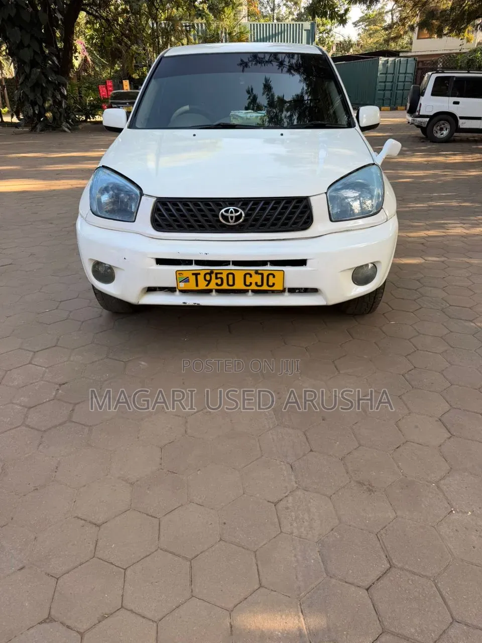 Toyota RAV4 2002 White