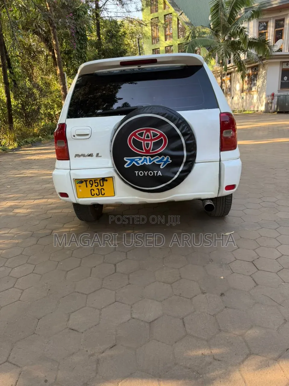 Toyota RAV4 2002 White