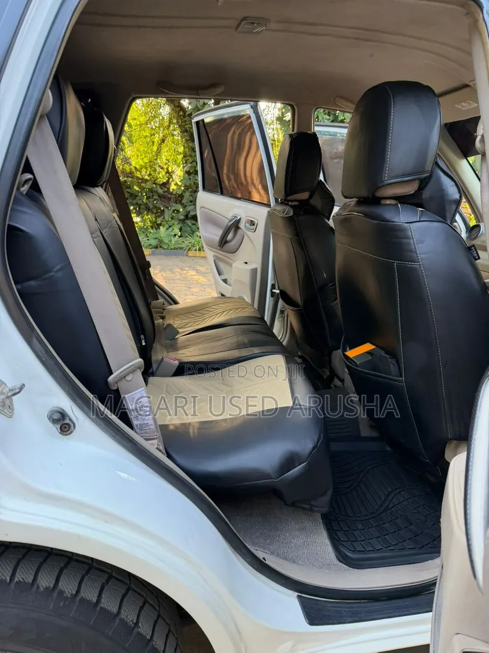 Toyota RAV4 2002 White