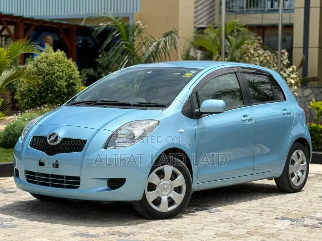 Toyota Vitz 1.5 FWD 5dr 2006 Blue