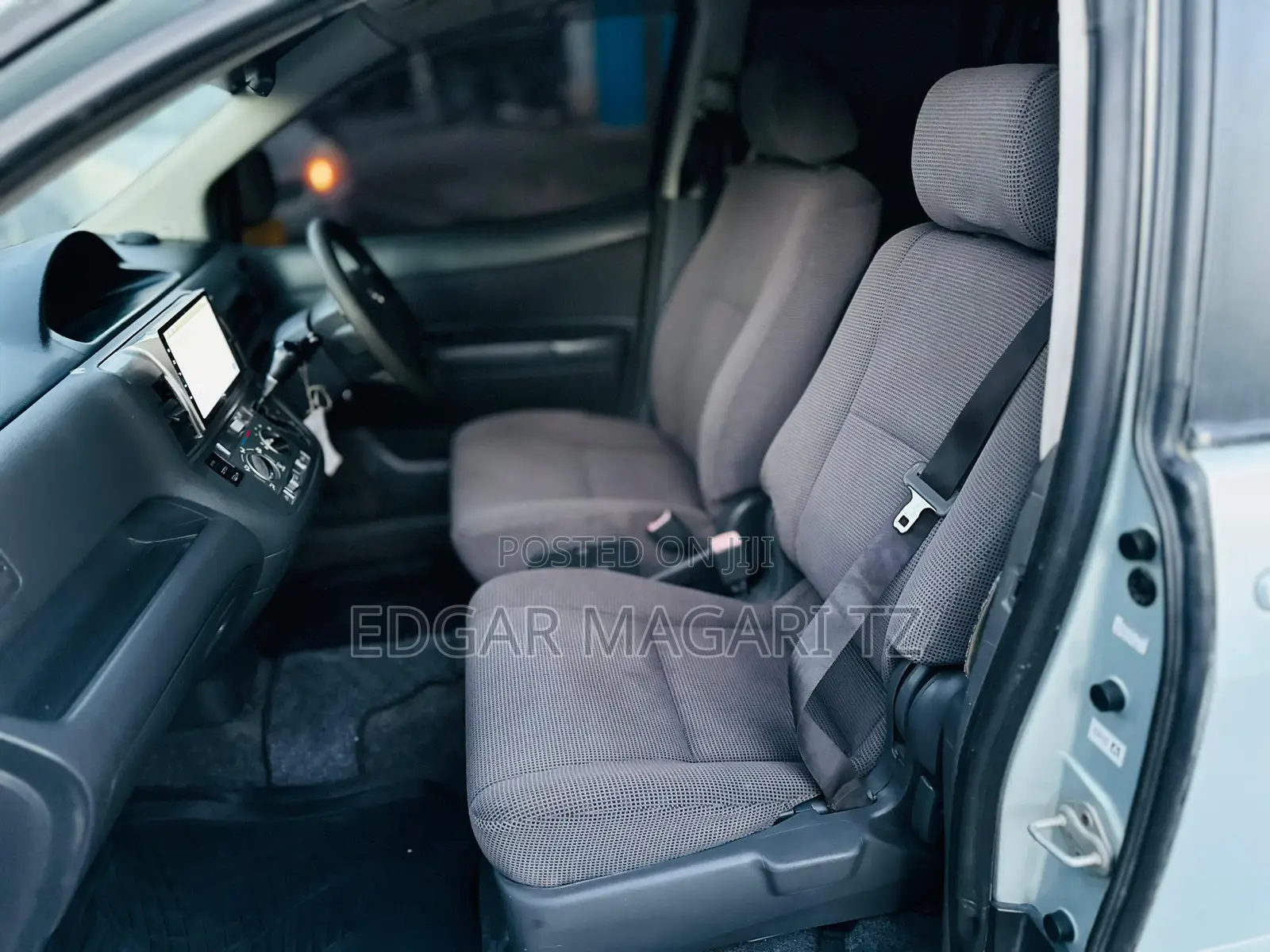 Toyota Raum 2007 Silver