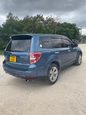 Subaru Forester 2010 Blue