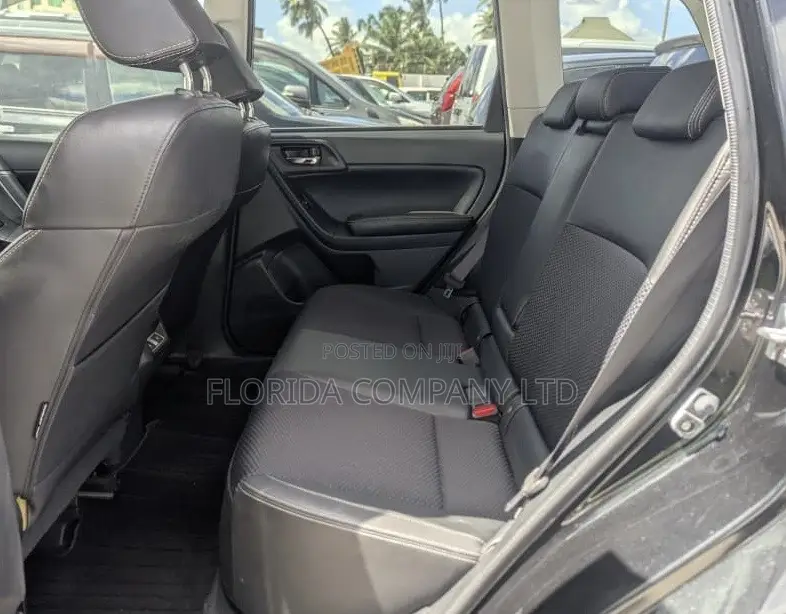 Subaru Forester 2016 Black