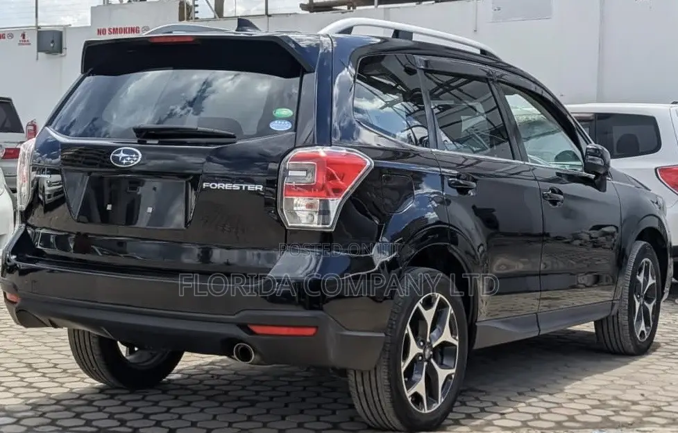Subaru Forester 2016 Black
