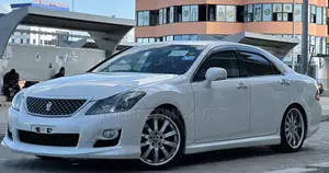 Toyota Crown 2009 White