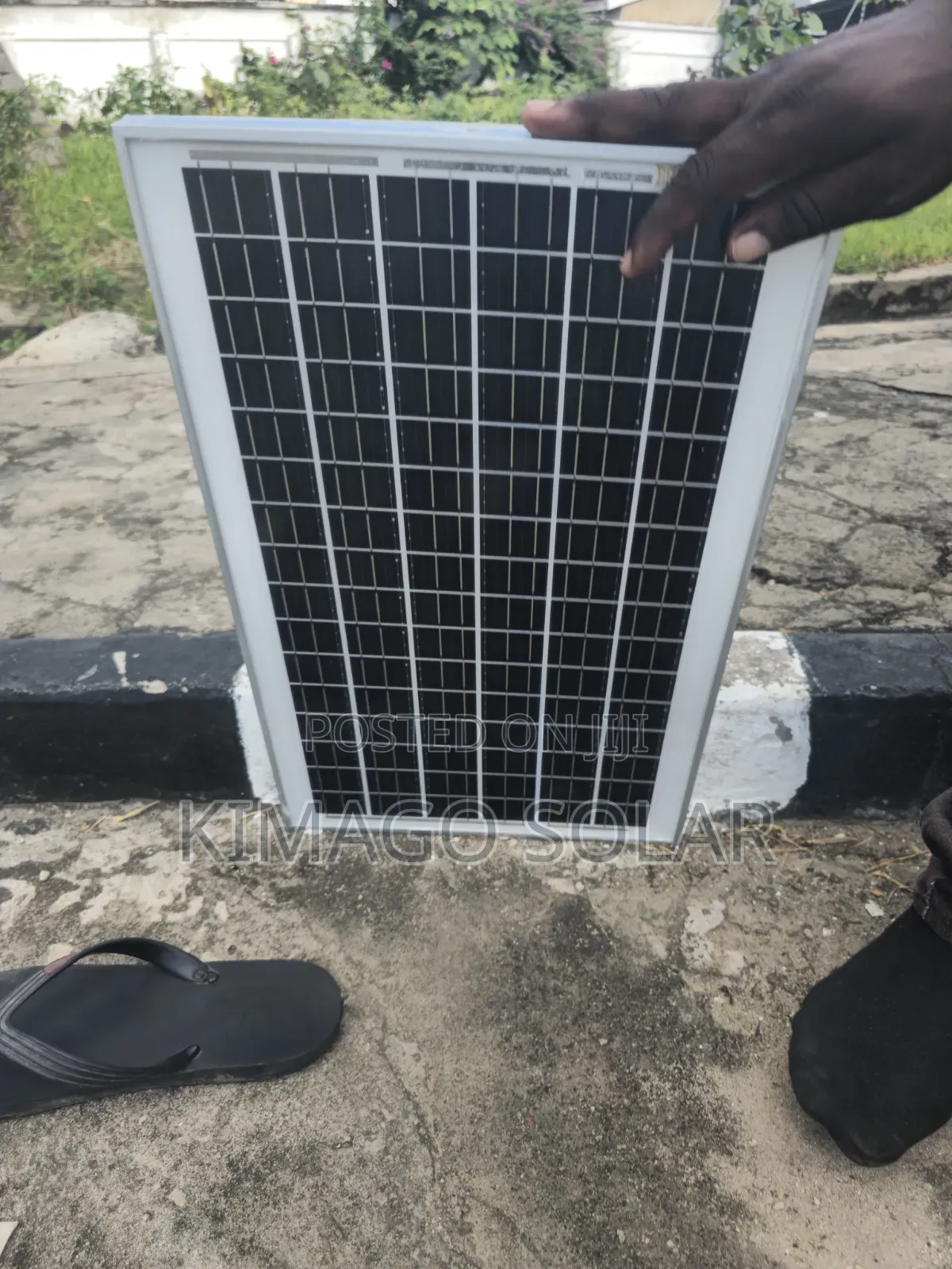 Panel Ndogo 15 Watts Zipo Kwajili Yako Ni Mono Kwa
