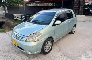 Toyota Raum 2008 Silver