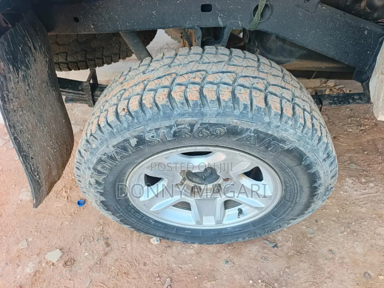 Toyota Hilux 2003 White