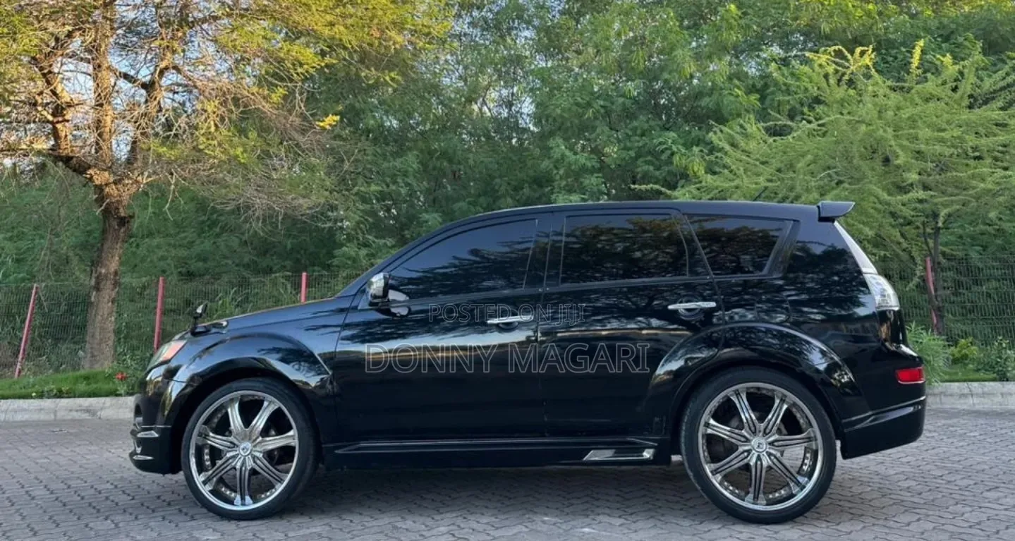 Mitsubishi Outlander 2.0 Di-D 2008 Black