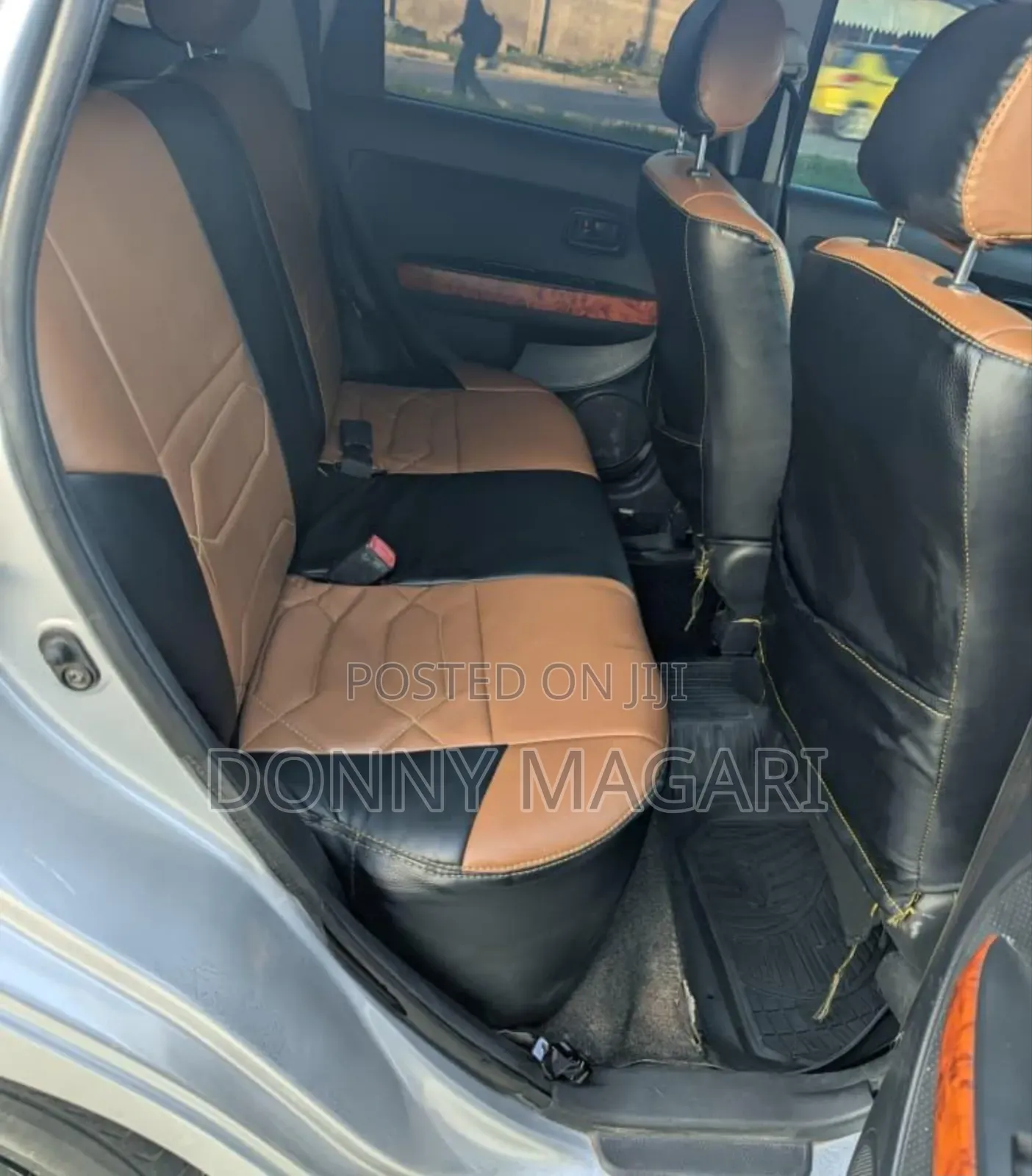 Toyota IST 2004 Silver