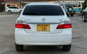 Toyota Premio 2009 White