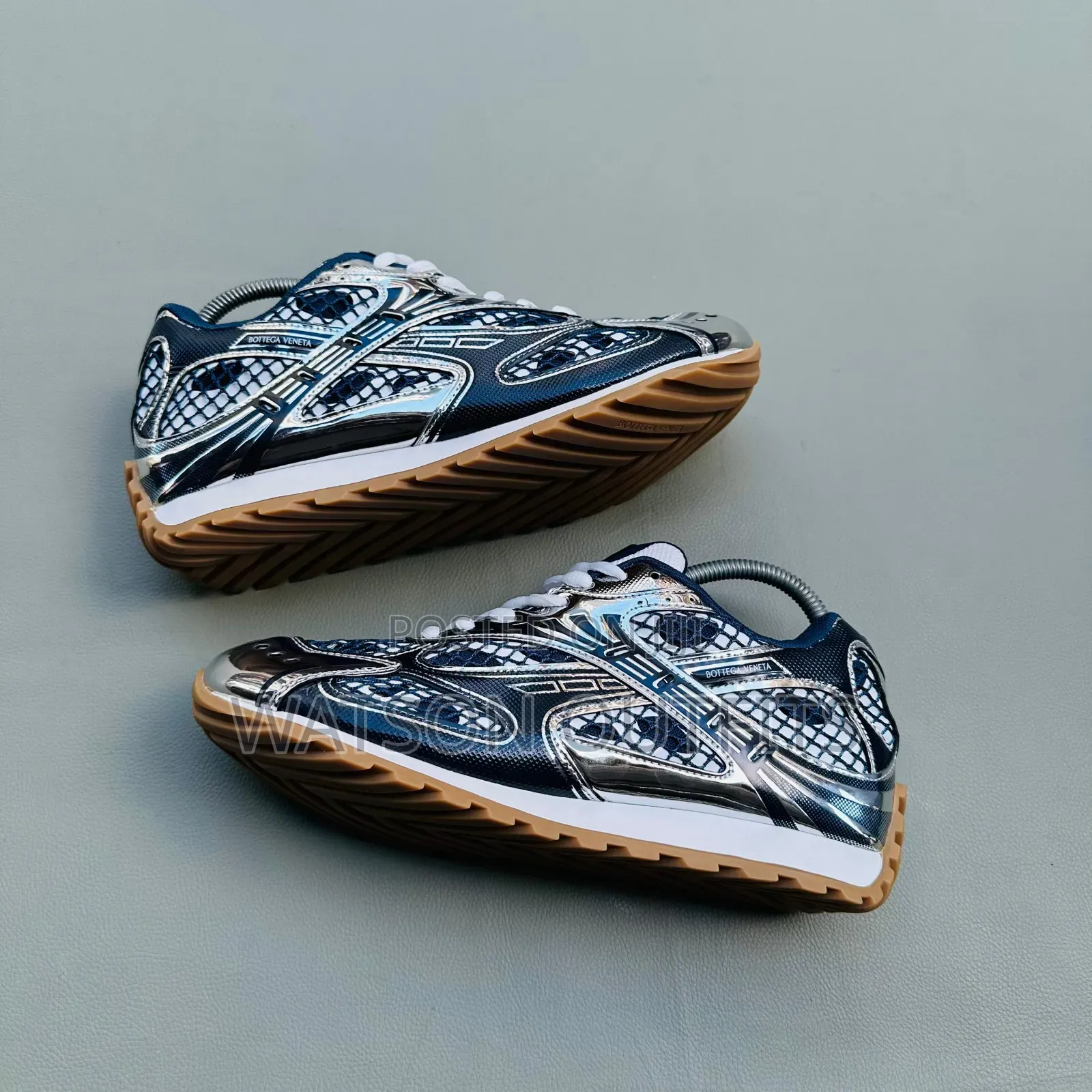 Men's New and Original Leather Shoes or Sneakers Bottega Veneta Brand