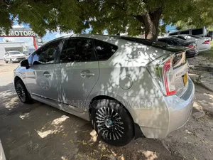 Toyota Prius 2010 Silver