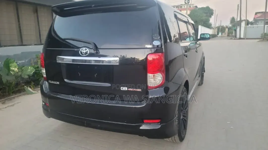 Toyota Rumion 1.5 FWD 2021 Black