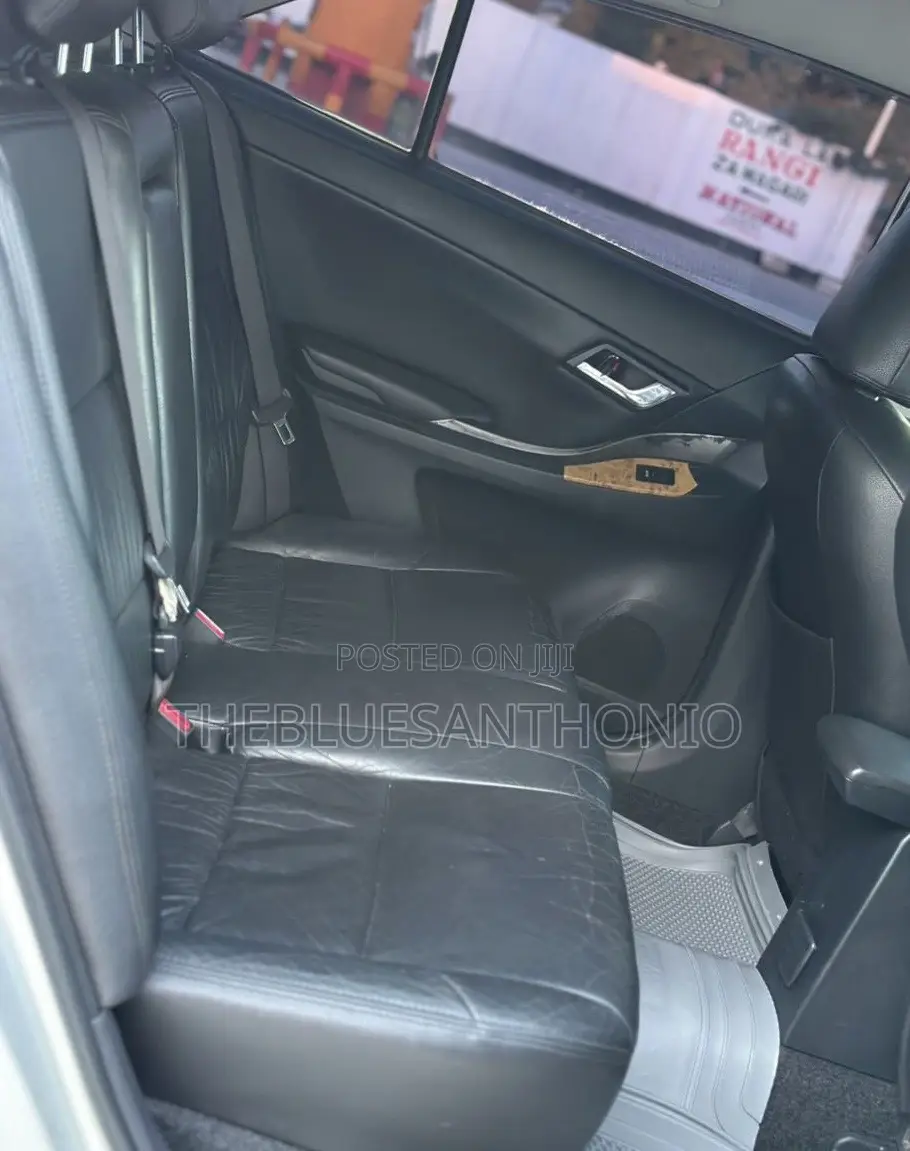Toyota Premio 2010 White