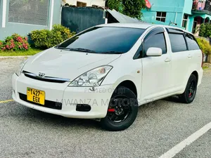 Toyota Wish 2005 White