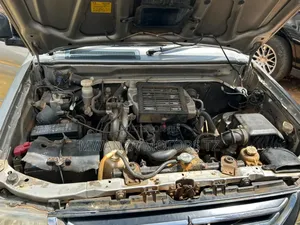 Mitsubishi Pajero 2003 Silver