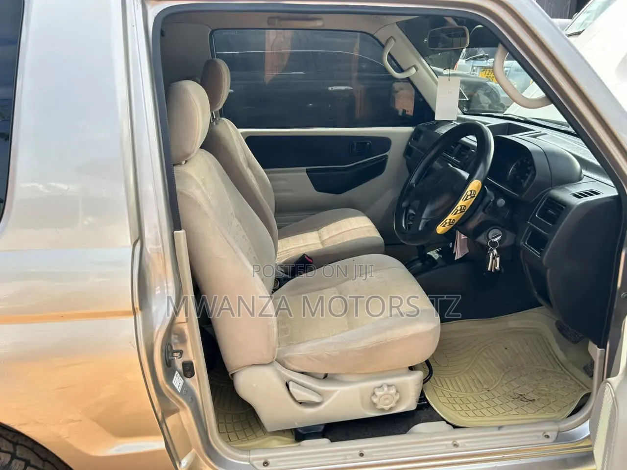 Mitsubishi Pajero 2003 Silver