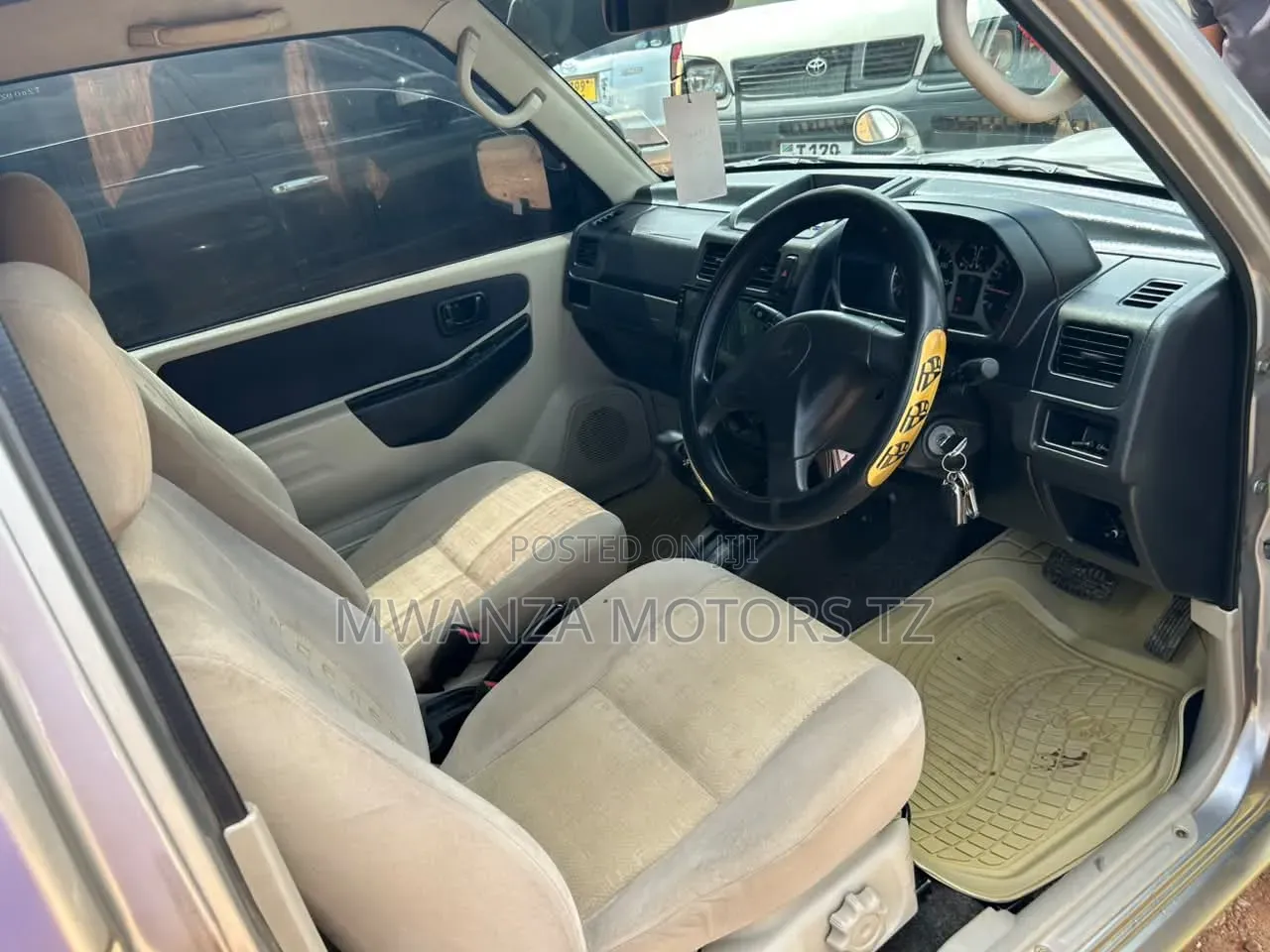 Mitsubishi Pajero 2003 Silver