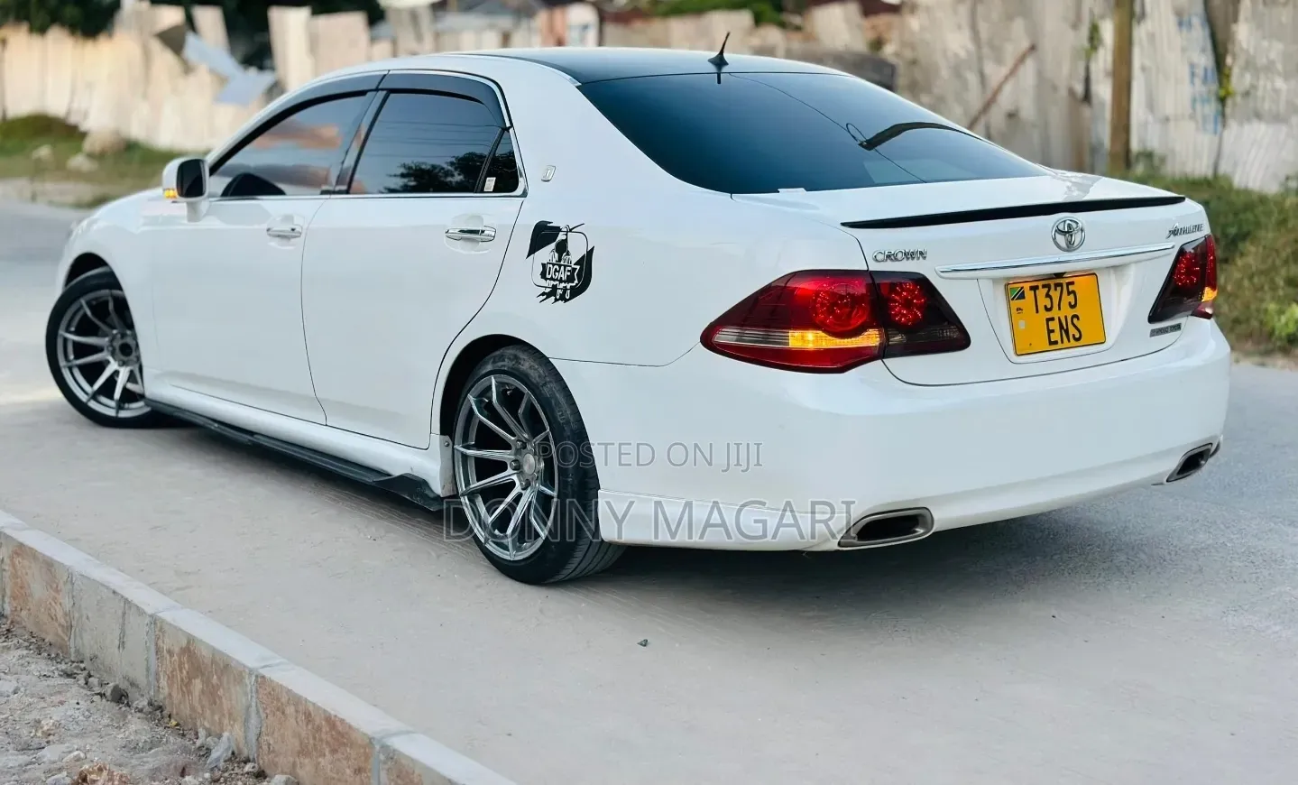 Toyota Crown 2010 White