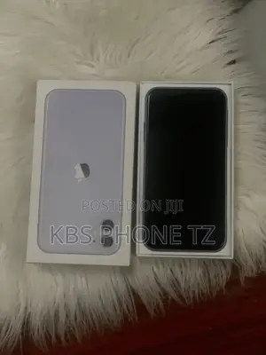 Apple iPhone 11 64 GB Purple