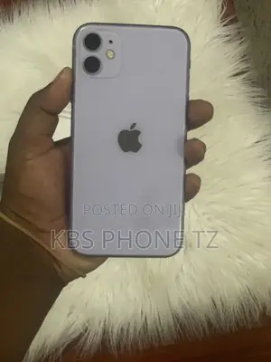 Apple iPhone 11 64 GB Purple