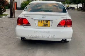 Toyota Crown 2006 White