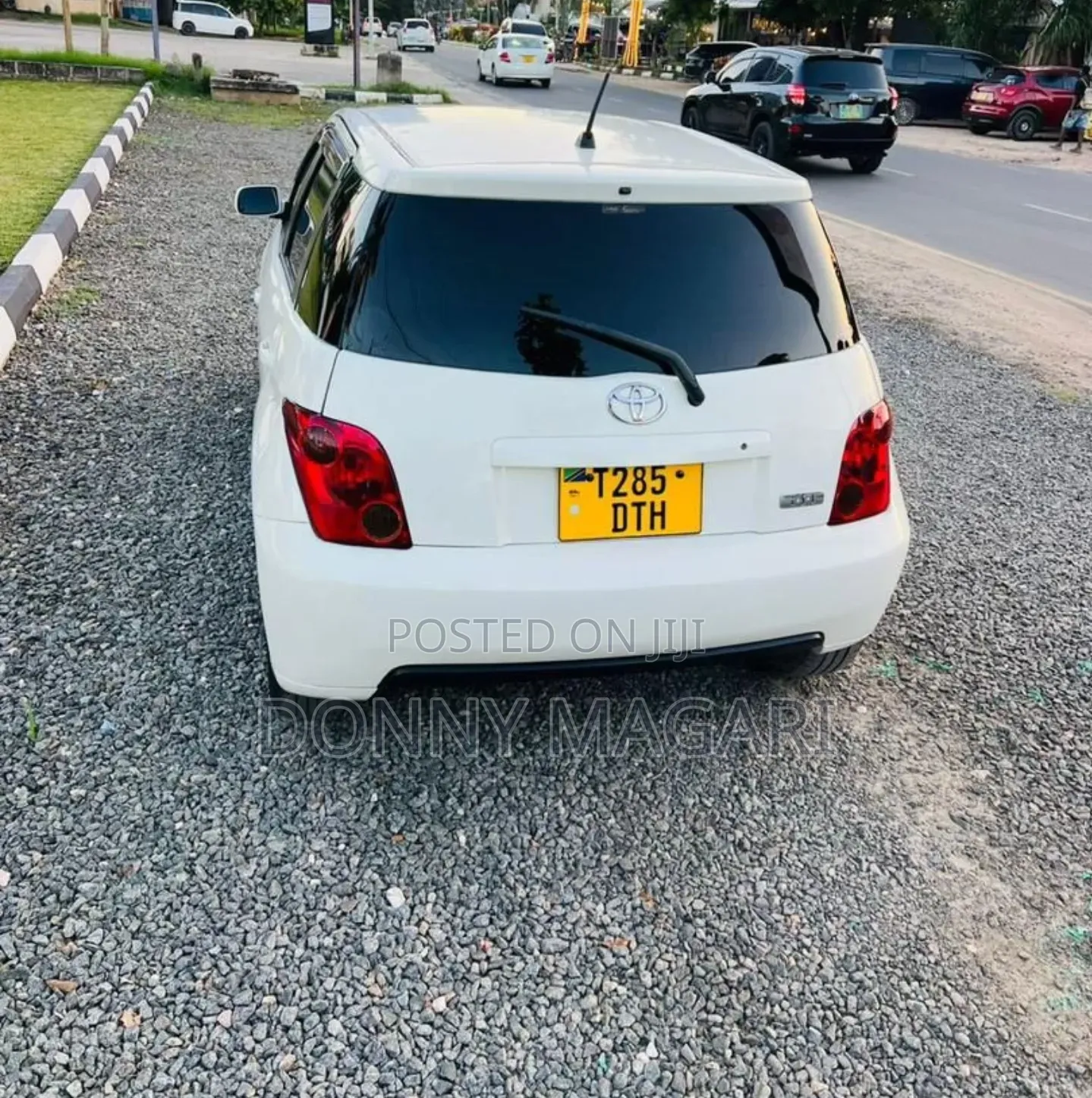 Toyota IST 2005 White