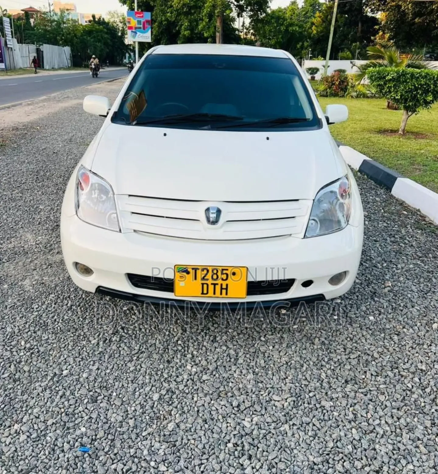 Toyota IST 2005 White