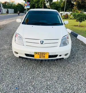 Toyota IST 2005 White