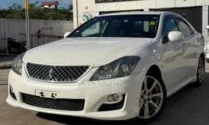 Toyota Crown 2009 White