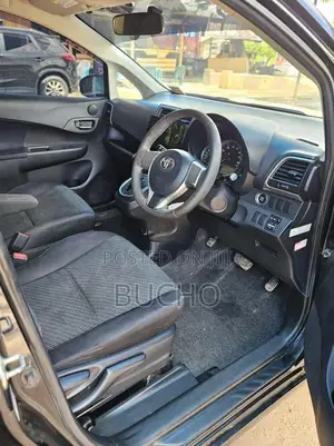 Toyota Ractis 2011 Black
