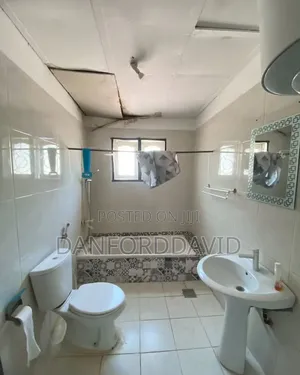 5bdrm House in Kahwa Real Estate, Mikocheni for rent