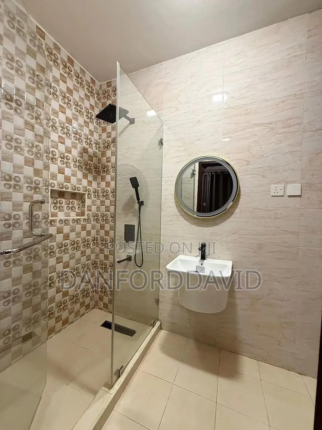 Furnished 5bdrm House in Kahwa Real Estste, Ada Estate for rent