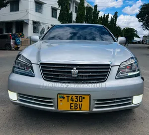 Toyota Crown 2004 Silver