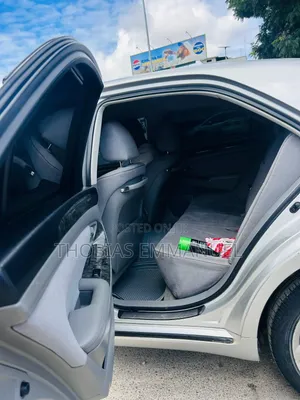 Toyota Crown 2004 Silver