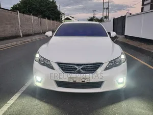 Toyota Mark X 2.5 AWD 2013 White