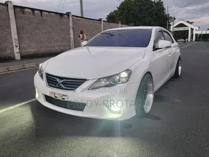 Toyota Mark X 2.5 AWD 2013 White