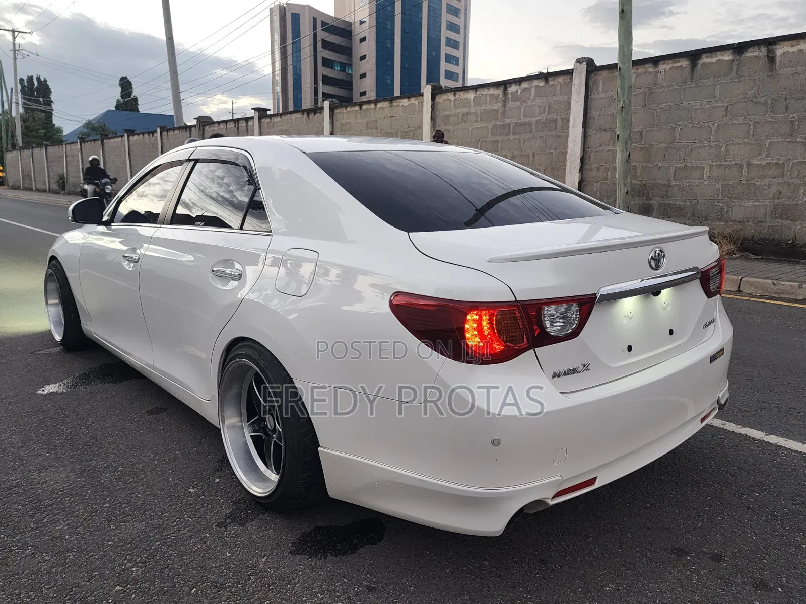 Toyota Mark X 2.5 AWD 2013 White