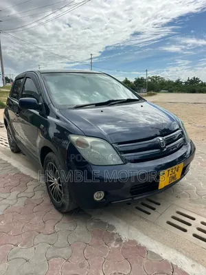 Toyota IST 2004 Black